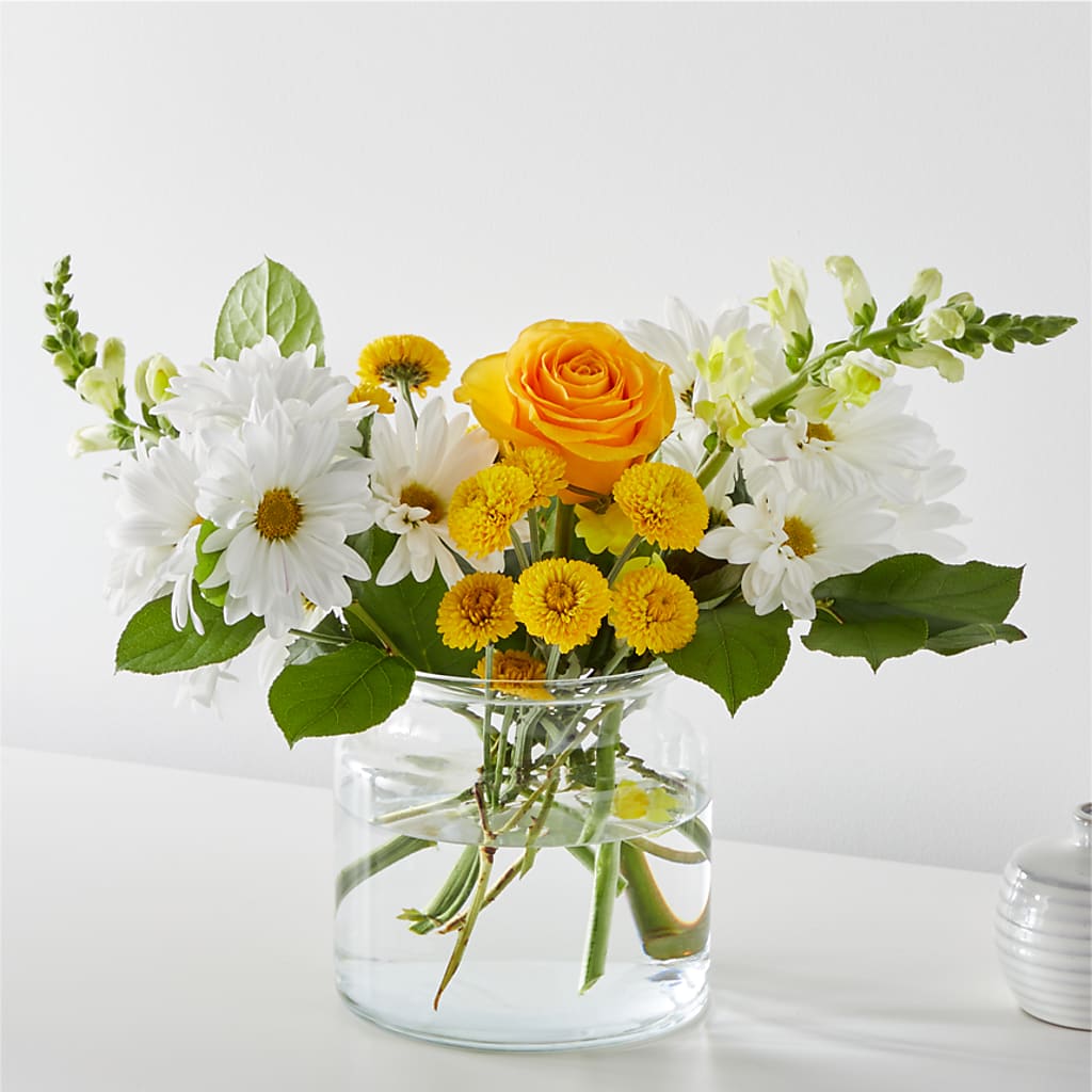 Sun Salutation Bouquet – Ambrosia Flowers, Castle Rock CO