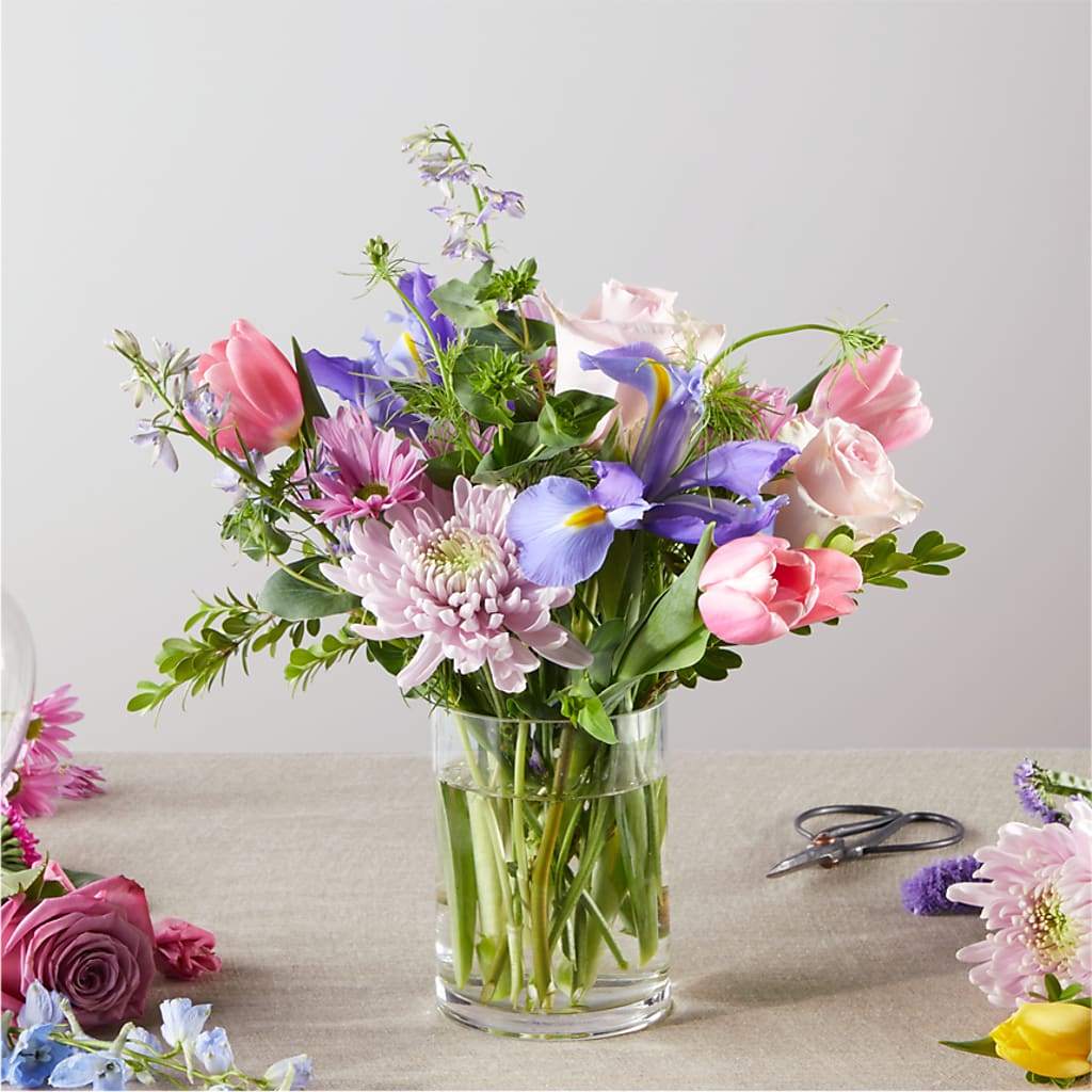 Pastel Tradition - A Florist Original – Ambrosia Flowers, Castle Rock CO