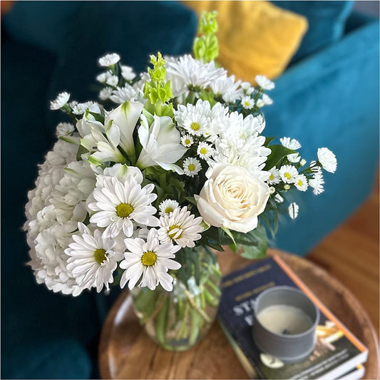 Classic Ivory – A Florist Original – Ambrosia Flowers, Castle Rock CO