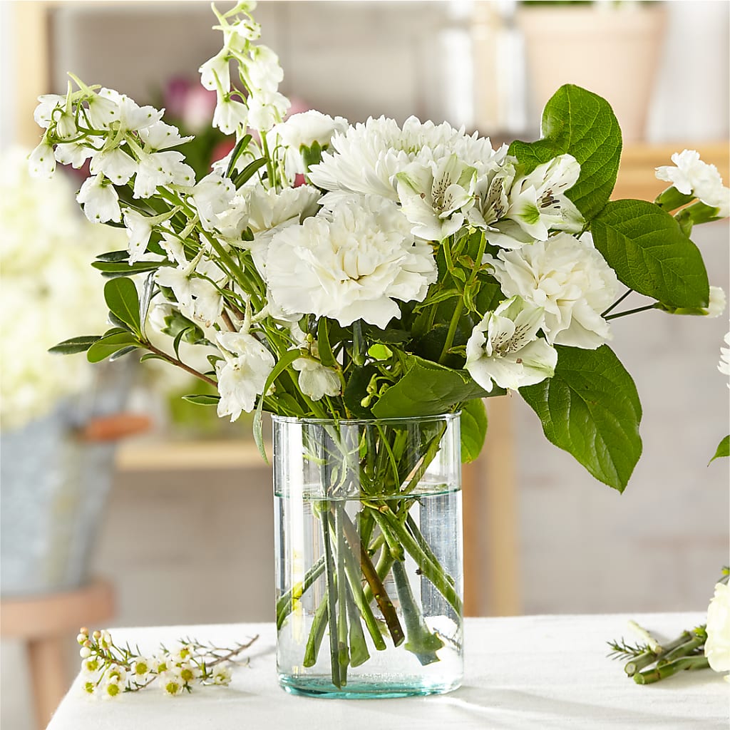 Classic Ivory – A Florist Original – Ambrosia Flowers, Castle Rock CO