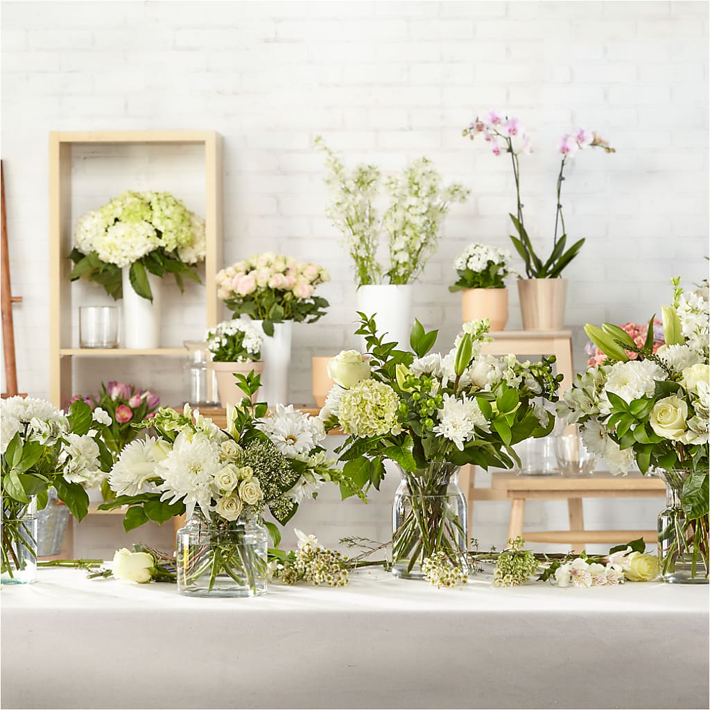 Classic Ivory – A Florist Original – Ambrosia Flowers, Castle Rock CO